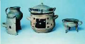 3. Μαγειρικά σκεύη (Αρχαιολογικό Μουσείο Αθηνών)